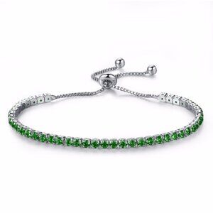 Jewelry bracelet emerald green white gold dainty minimalist elegant adjustable